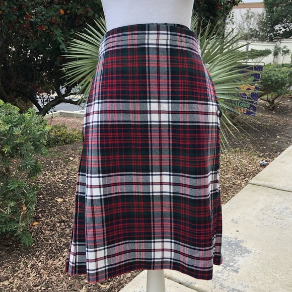 Strathmore Dresses & Skirts - Strathmore Plaid Kilt US Size 16 Red, Green, White